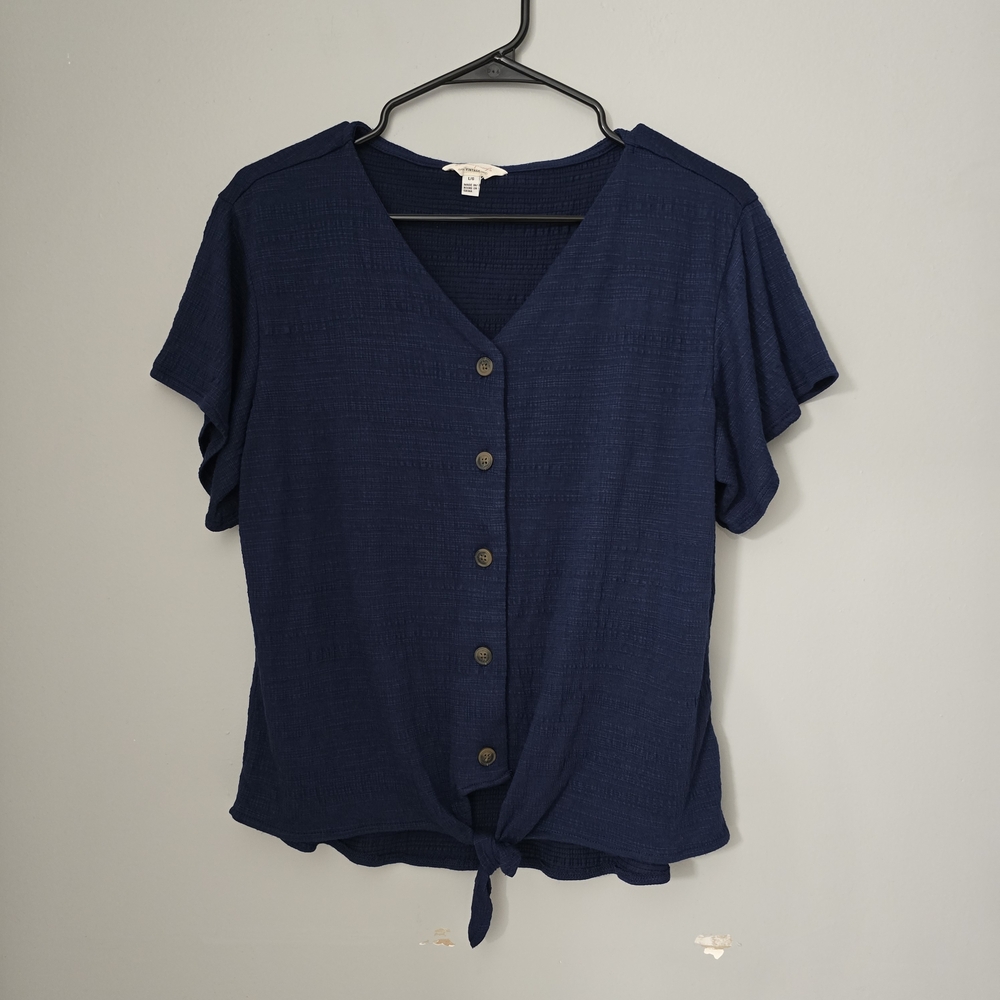 🌟 Navy Button-Down Short Sleeve Top